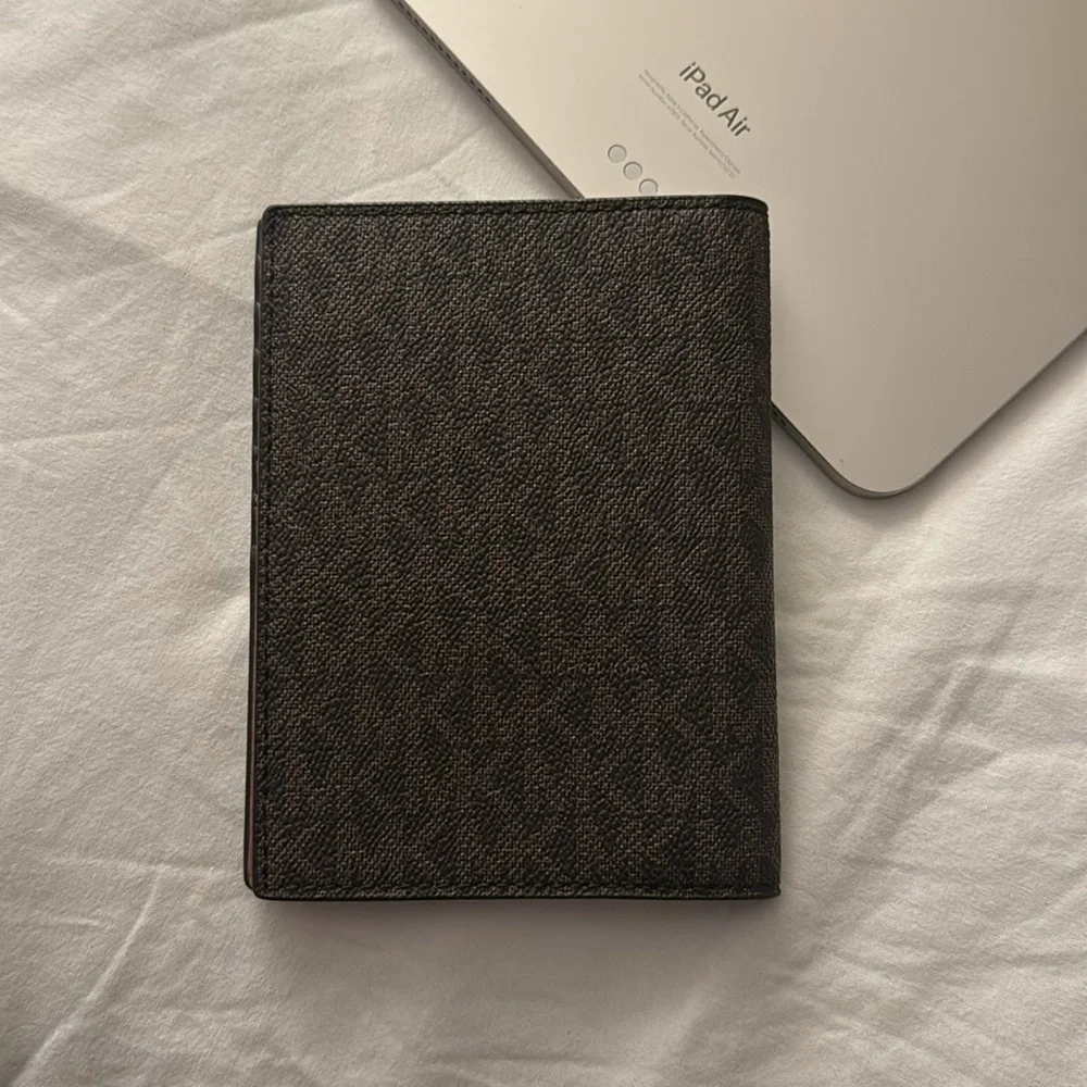 New Michael Kors Logo Brown Passport Holder Wallet